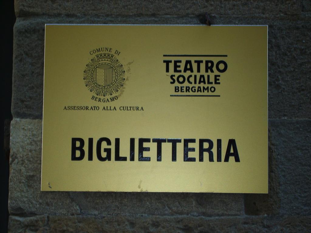 Il Teatro Villa Бергамо Екстериор снимка